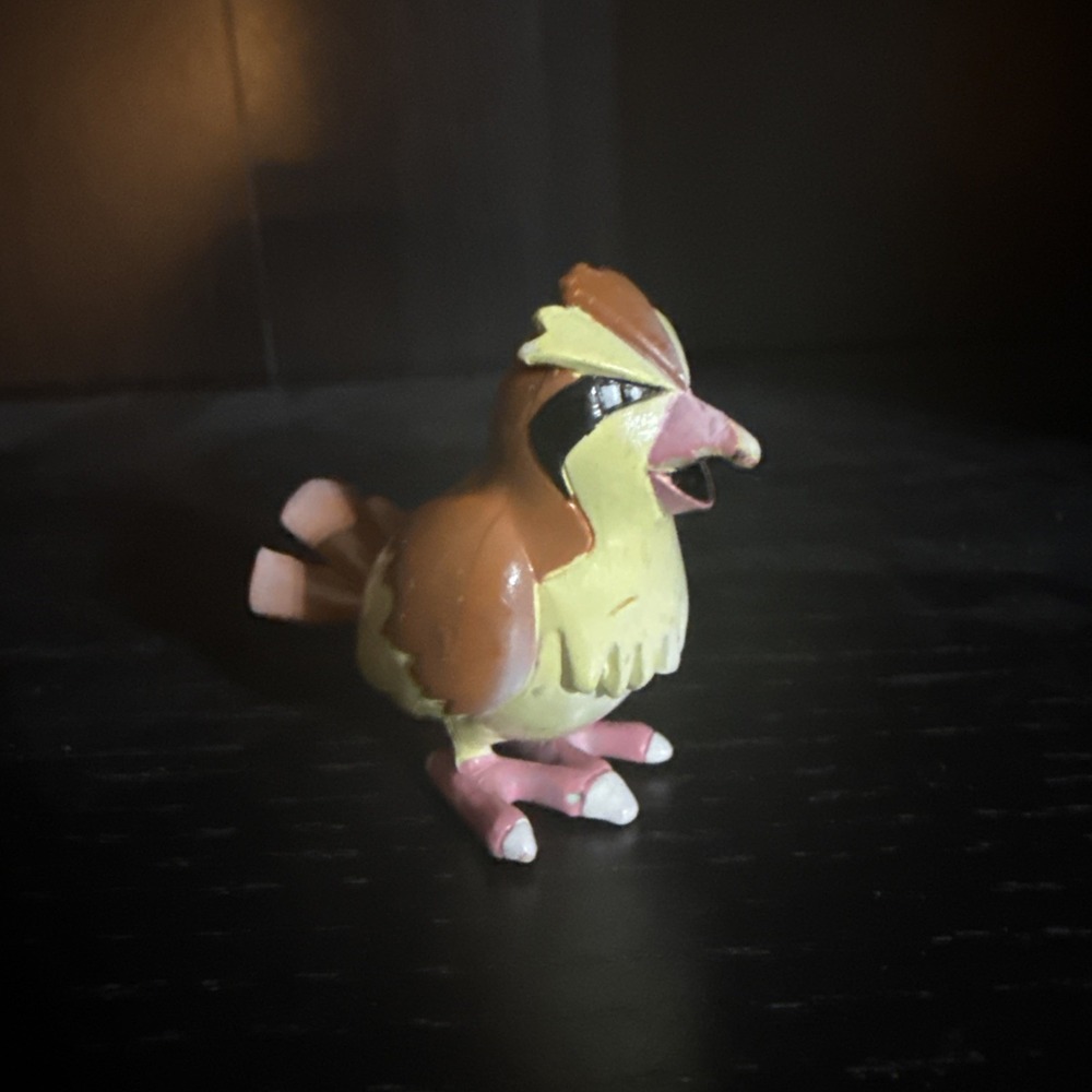 1999 TOMY Pokemon Pidgey Mini CGTSJ Vintage Pocket Monsters Collectible Toy